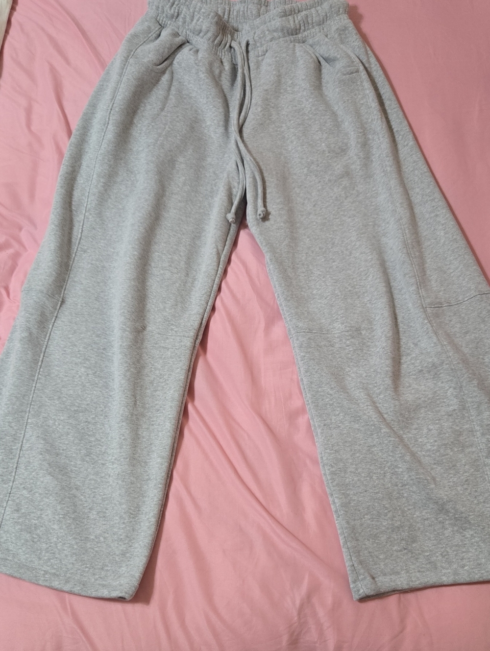 Zenana Outfitters Light Gray Wide-Leg Jogger Pants